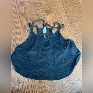 Lululemon cropped mesh black tank